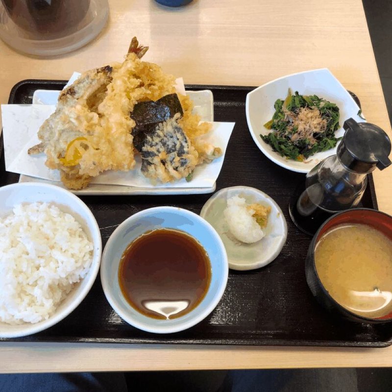 初夏の海鮮天ぷら定食(天丼てんや 京急大森海岸店)