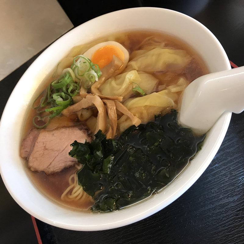 アゴ出汁ワンタン麺(きっせい )