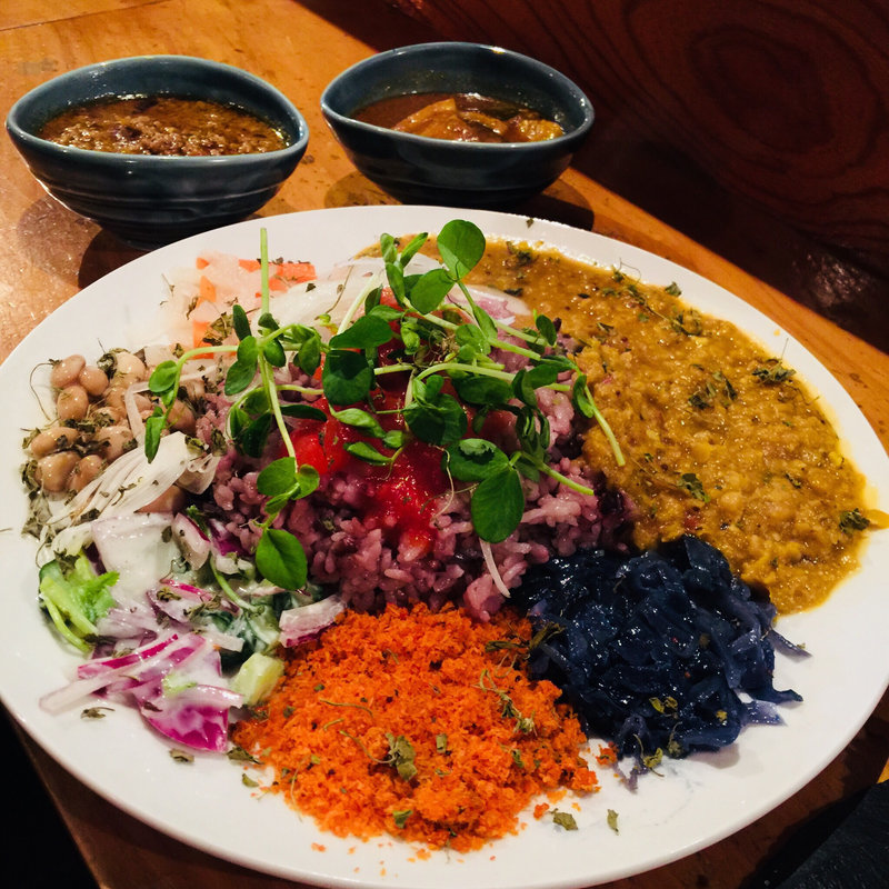 スリランカポークカレー(虹の仏 )