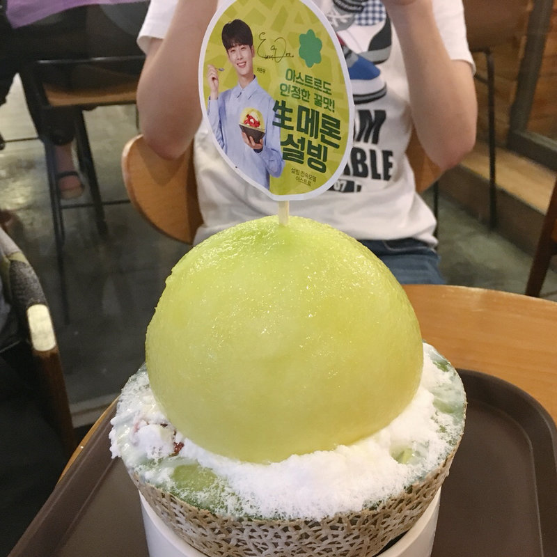 メロンイチゴチーズケーキ(설빙，ソルビン)