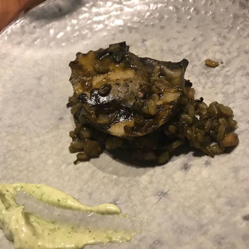 黒アワビのパエリア(アカ)