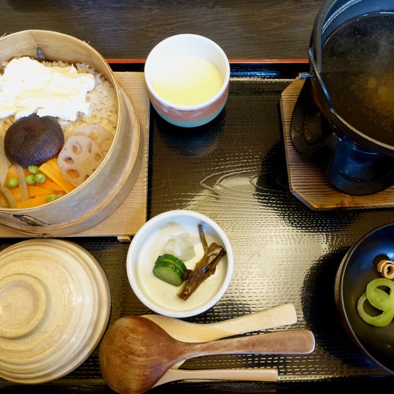 姫の水湯葉のわっぱめし(銀の穂 )