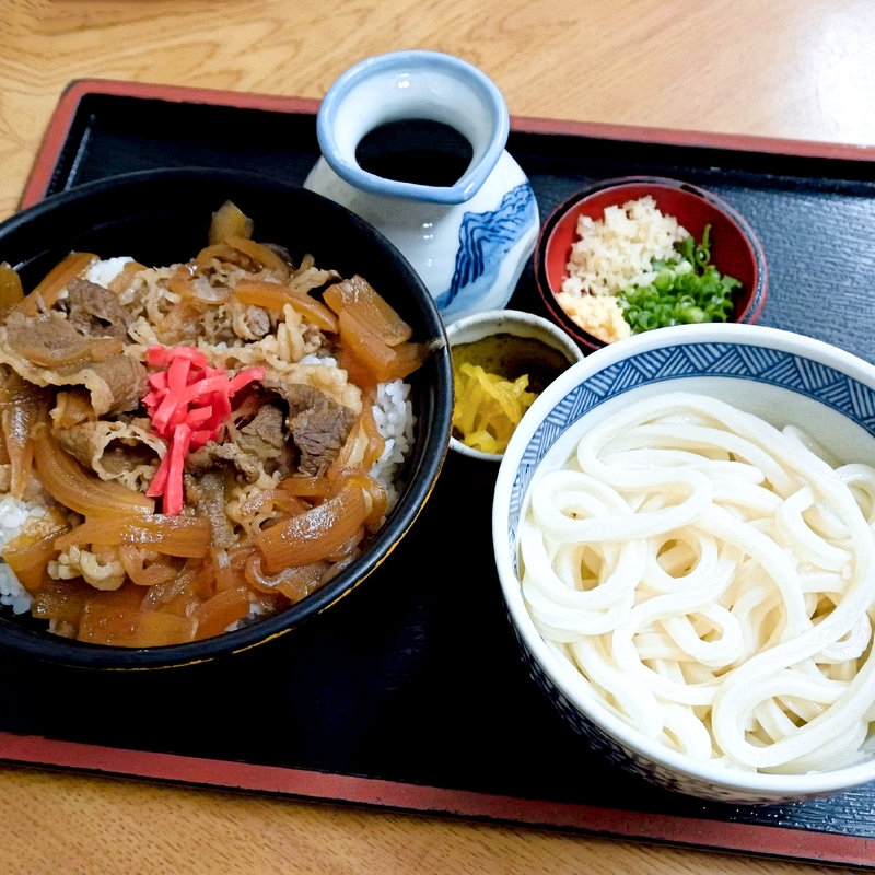 牛丼セット（ぶっかけ冷）(小島 （こじま）)
