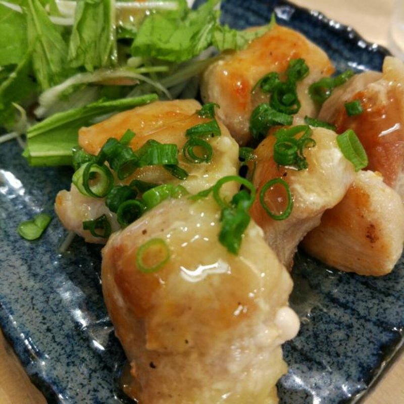 鶏モモの鉄板焼き(人形町田酔　門仲の酒場)