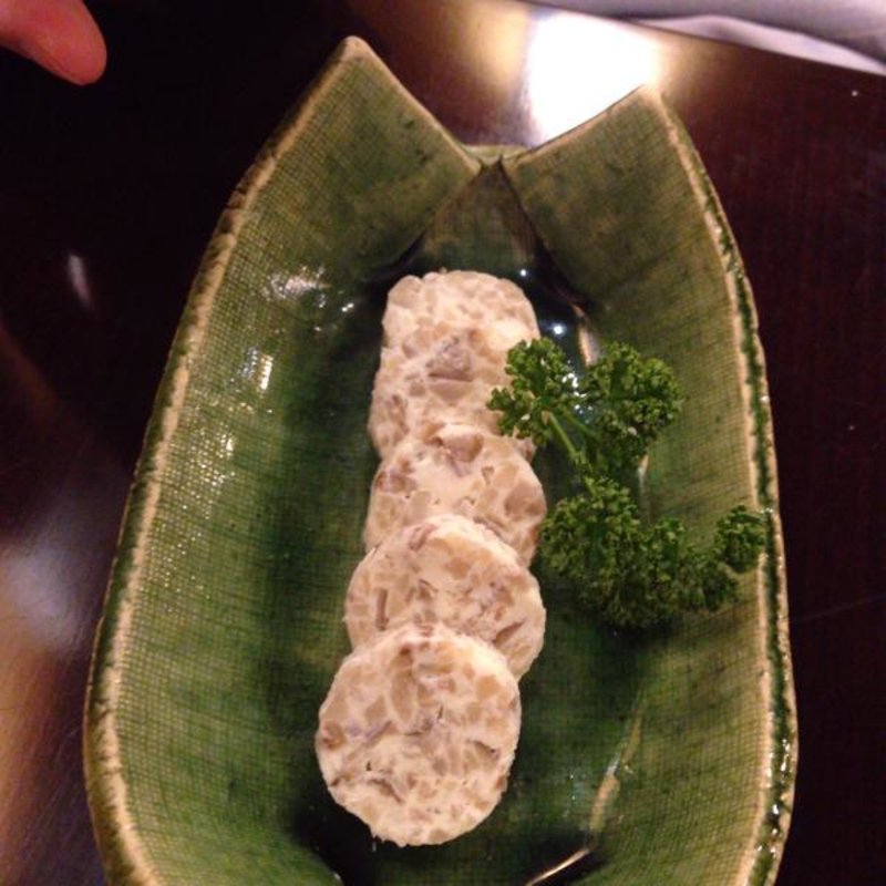 いぶりがっこのクリームチーズ和え(居酒屋ひらくら)