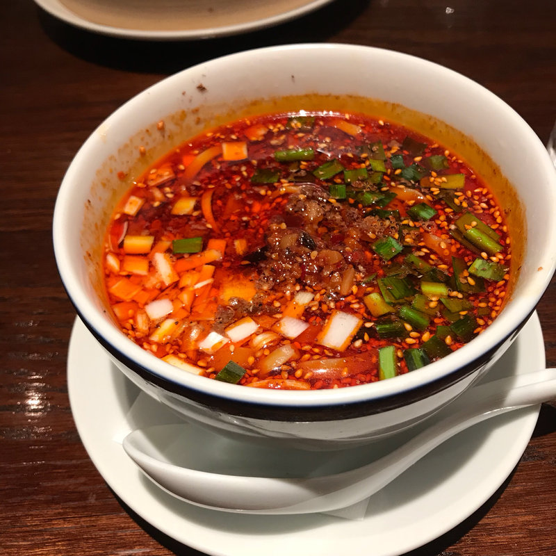 酸辣担々麺(銀座ブルーリリー ステーキ チャイニーズレストラン)