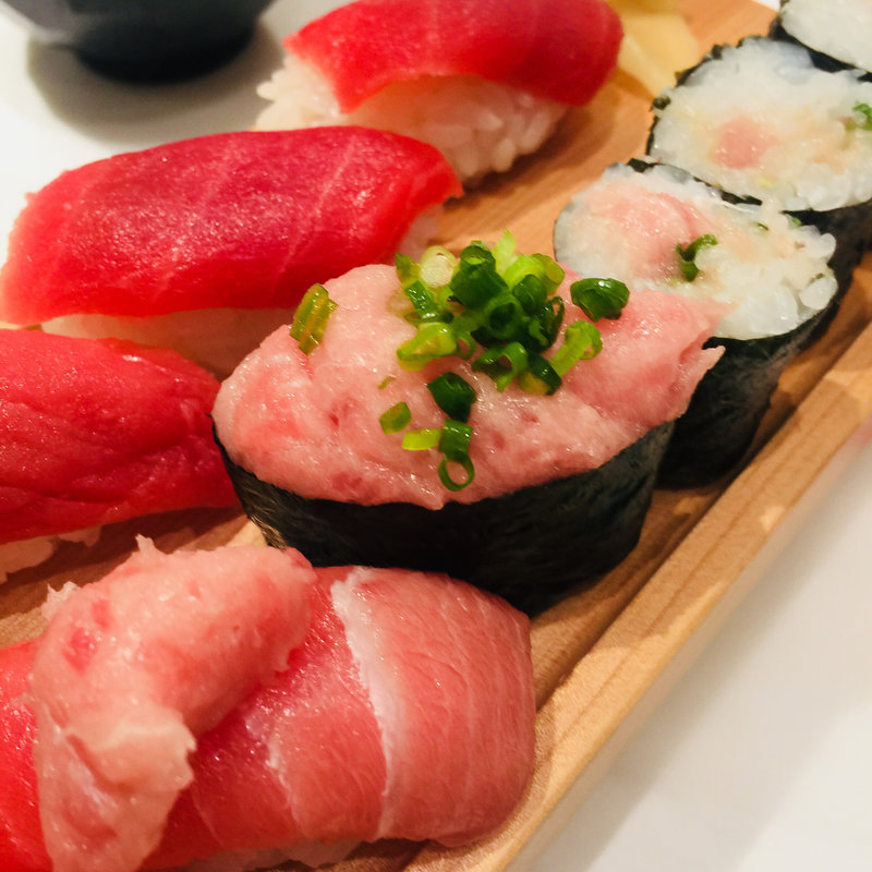 まぐろづくし(板前寿司 神田店 )