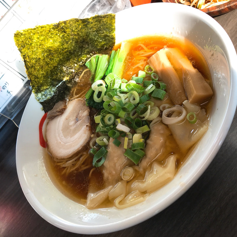 ワンタン麺(らぁめん 風和梨)