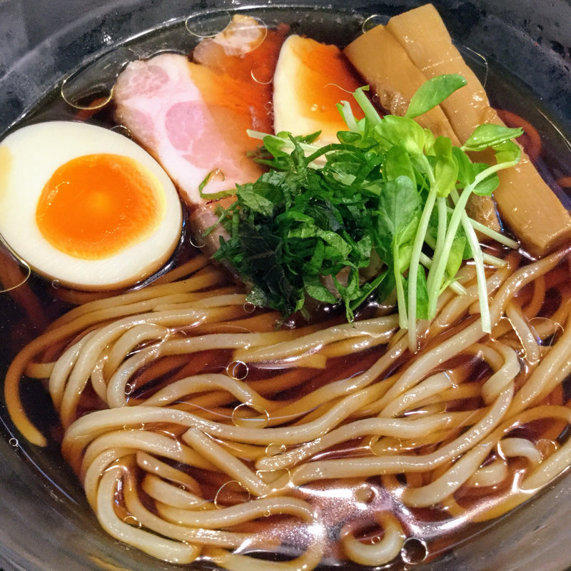 冷し醤油らぁ麺ヤマロク太麺ver(らぁ麺 幸跳)