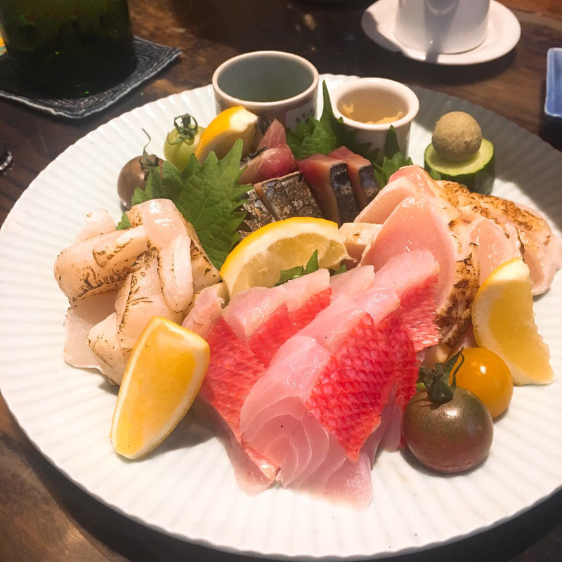 刺身盛り合わせ(たべごと屋 のらぼう)