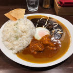 赤黒ハーフ&ハーフ(カラクサカレー （KARA-KUSA curry）)