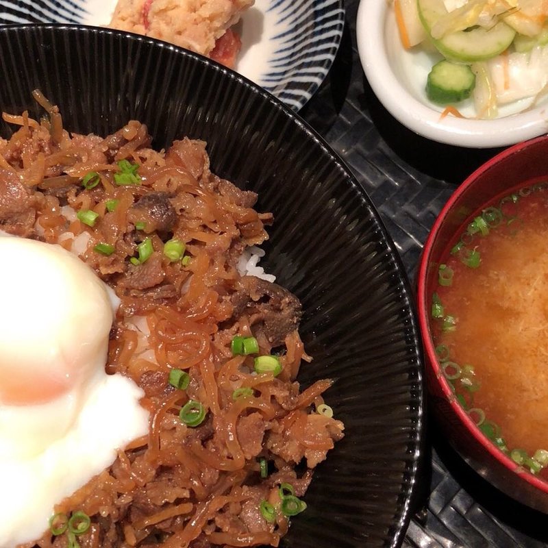牛煮しぐれ丼(七代目 寅)