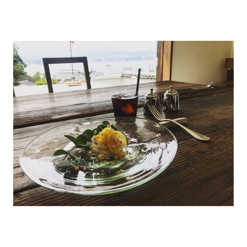 レアチーズケーキ(牡蠣祝 （カキワイ）)