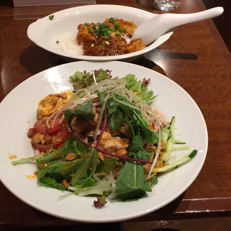 よだれ鶏の和え麺(小燕京)