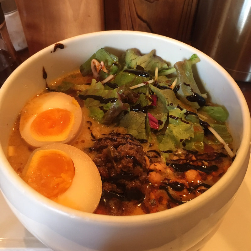 担々麺(鶏白湯麺 蔭山 高田馬場店)