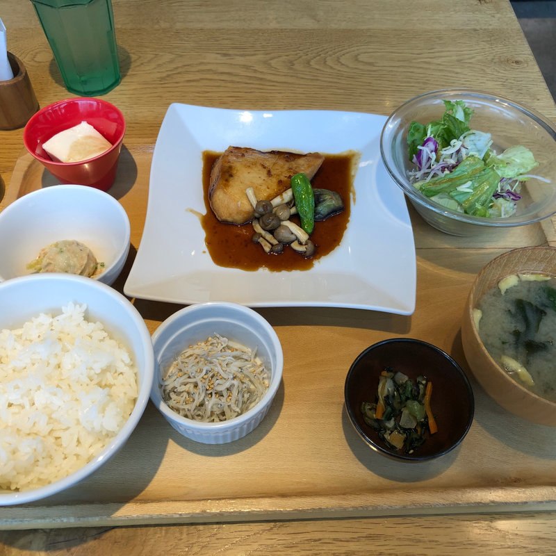 メカジキのはちみつ生姜照り焼き(おぼんdeごはん 上野店)