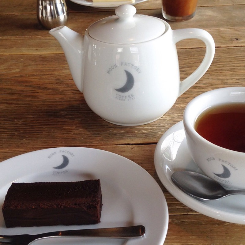 自家製チョコレートケーキ(MOON FACTORY COFFEE)