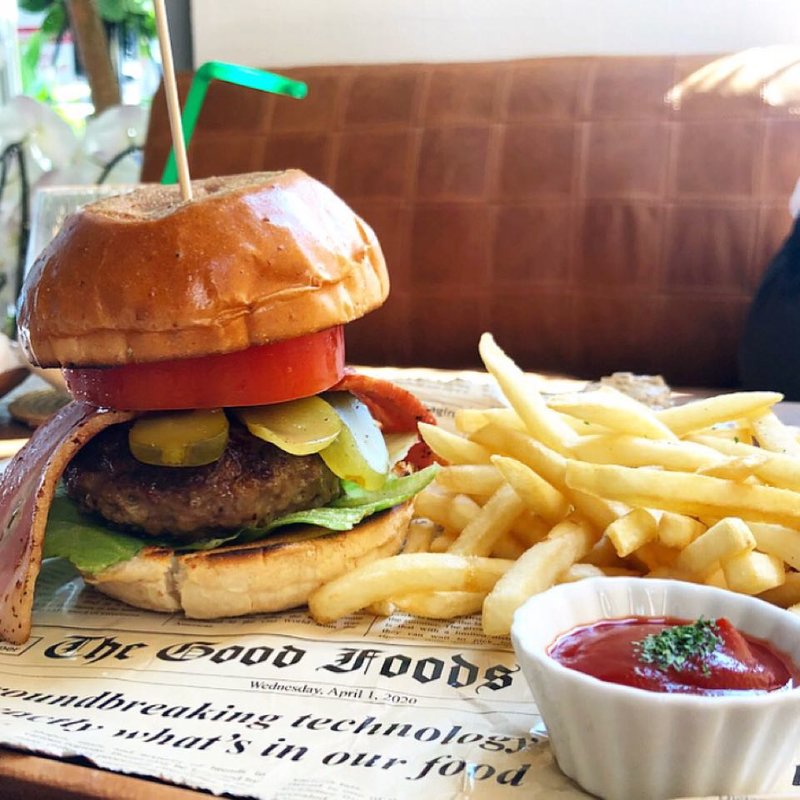 ハンバーガー(ナルカフェ)