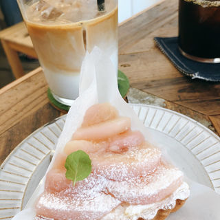 桃のカスタードクリーム(ソーグッドコーヒーアンドベイク)