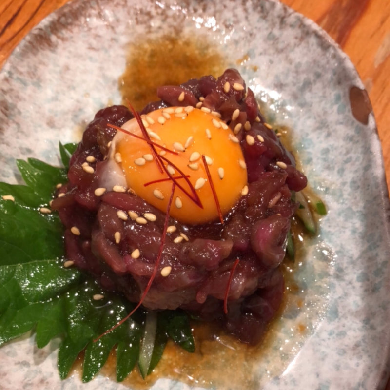 馬ユッケ(もつ焼 大統領 本店)