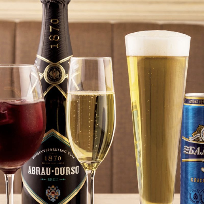 赤ワインモルス、アブラウ・ドゥルソ・ブリュット、バルティカ No.3(ゴドノフ東京 丸の内店)