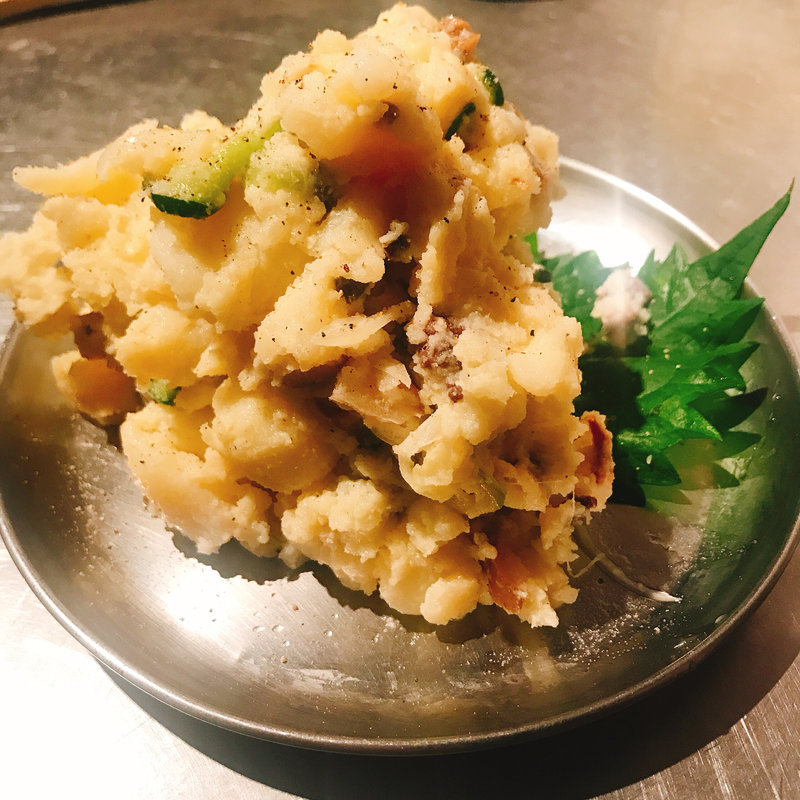 鹿のポテトサラダ(焼ジビエ 罠 五反田 （ワナ）)