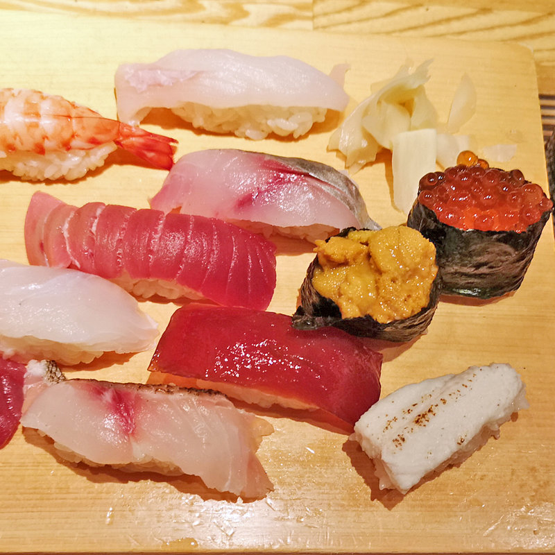 夏のおすすめにぎり11貫(築地玉寿司 池袋サンシャイン店)