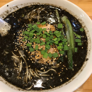 黒担々麺(東京担担麺本舗 瀬佐味亭)