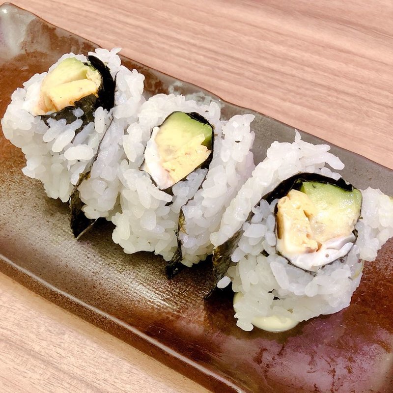 海老アボカド巻き(さんきゅう水産 神戸店)