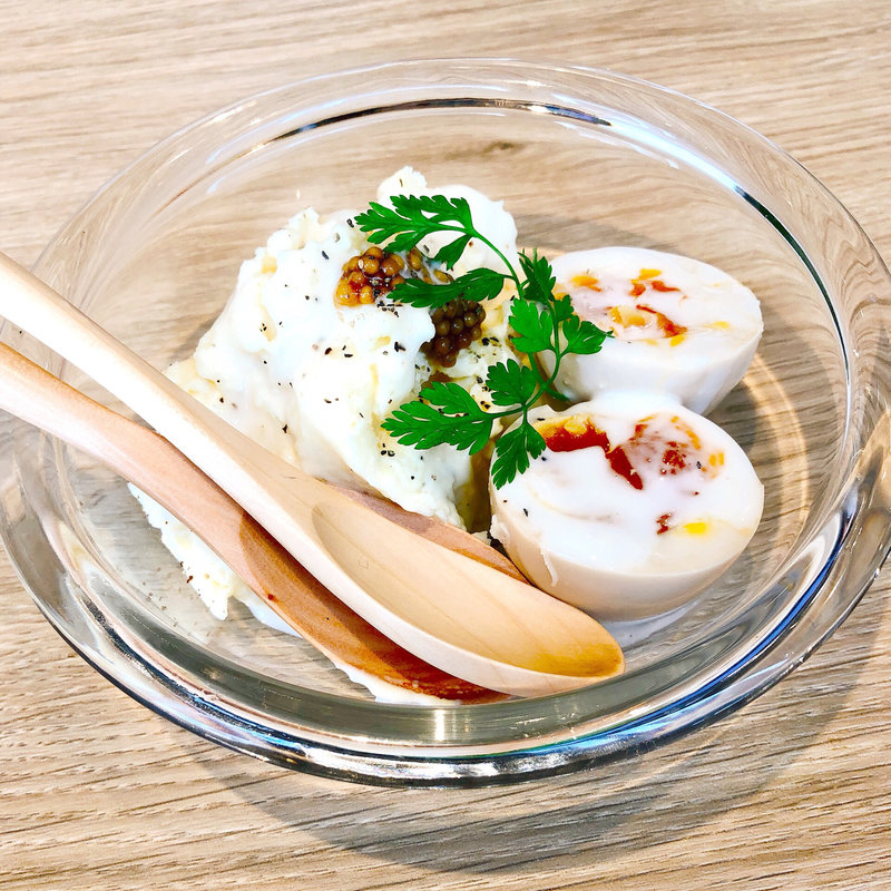 燻製半熟玉子のポテトサラダ(HOP STAND 神戸モザイク店)