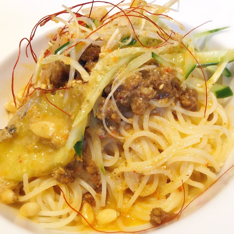 冷やし担々麺風冷製パスタ(「リトルモンスター」STEAK&ROASTBEEF)