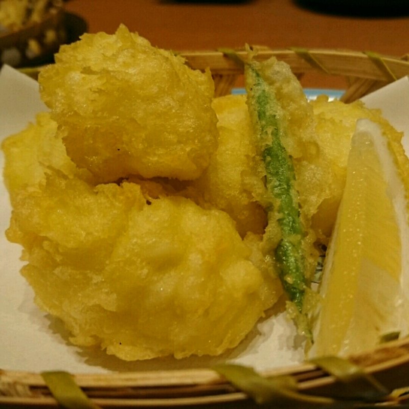 鱧の天ぷら(権之介 梅田)