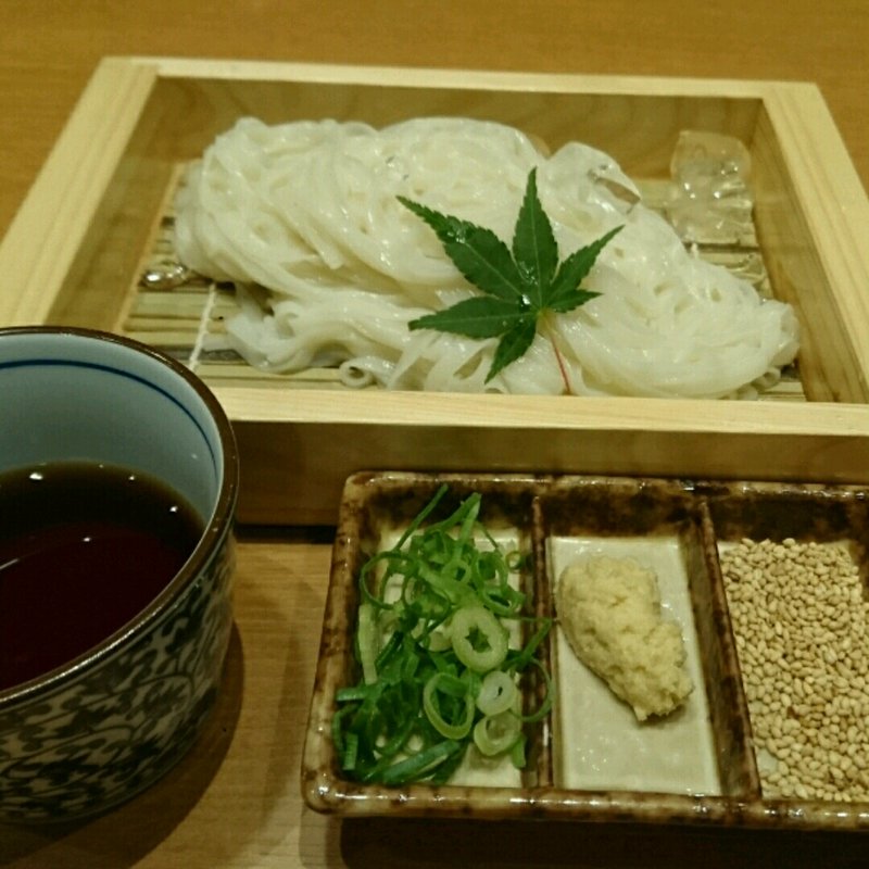 稲庭うどん(権之介 梅田)