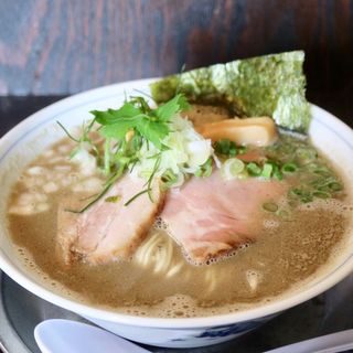 ニボヲタ(麺奏 弥栄 （iyasaka）)