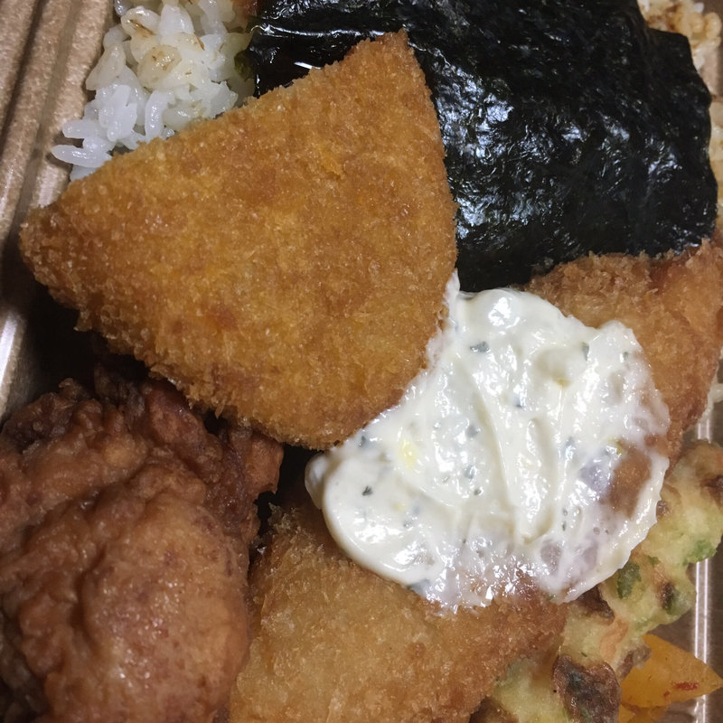 おかかたっぷり海苔弁当(セブン-イレブン 札幌南９条西７丁目店)