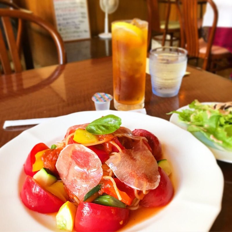 完熟トマトの冷製パスタ(洋食家ふらいと )