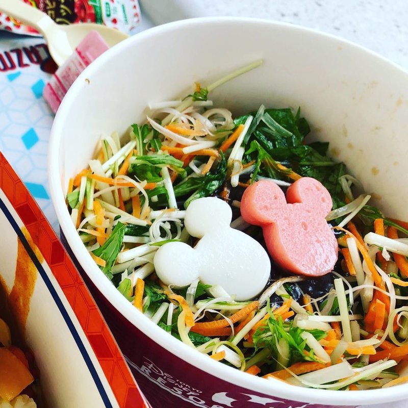 冷やし肉味噌うどん(サルタンズ・オアシス )