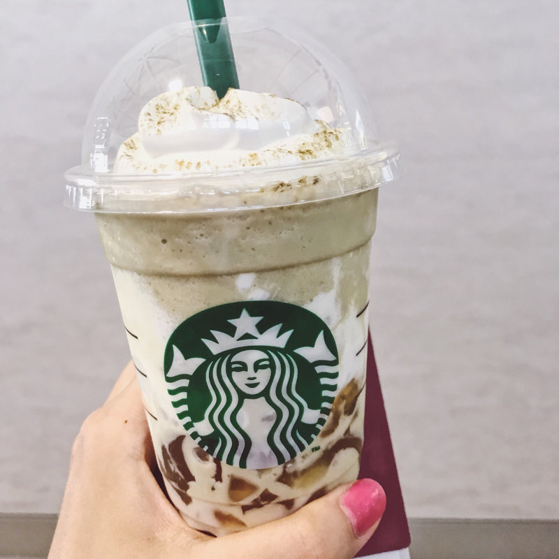 加賀の棒ほうじ茶フラペチーノ(スターバックスコーヒー 関西国際空港エアサイド店)