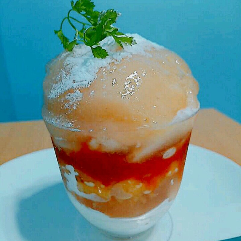 ももパフェ(cake&caféBORNSMILE)