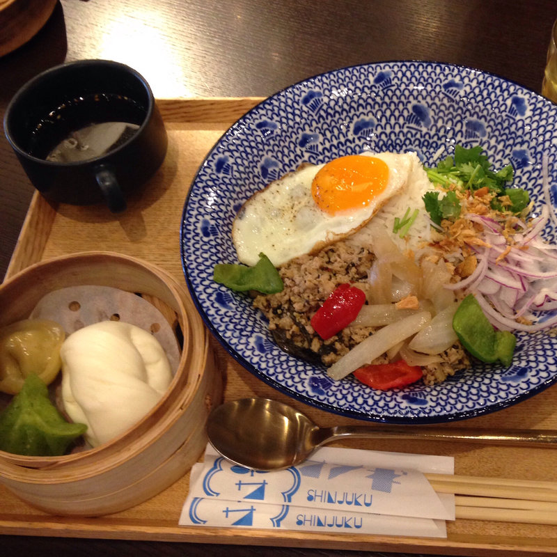 ガパオライス(サナギ)