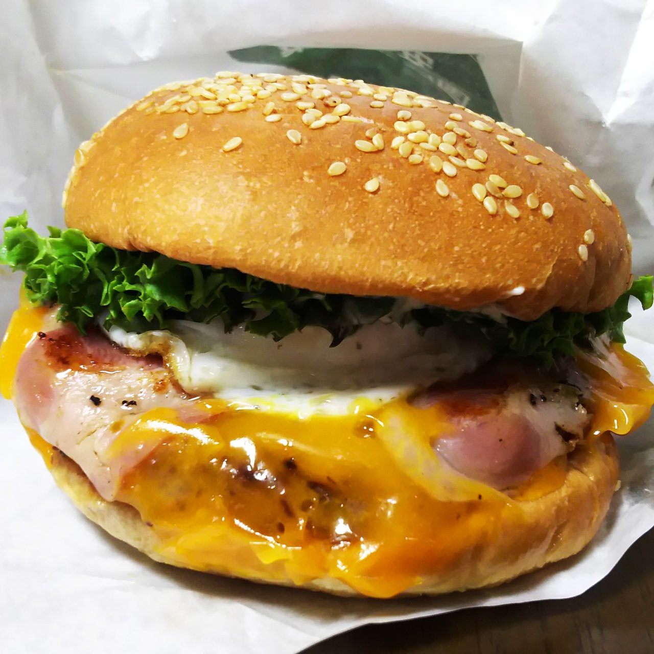 クラシックベーコンエッグチーズバーガー フレッシュネスバーガー 新川崎スクエア店 の口コミ一覧 おいしい一皿が集まるグルメコミュニティサービス Sarah