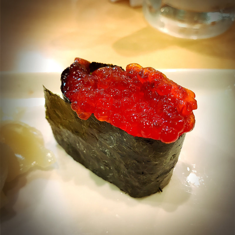 すじこ(いろは寿司)