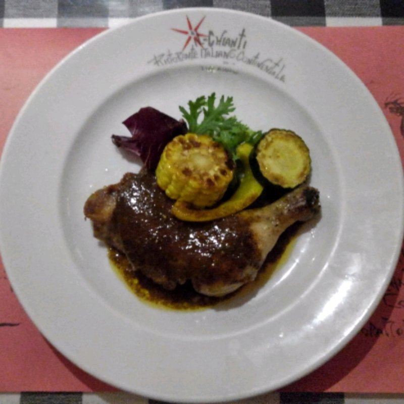 骨付き鶏肉のコンフィ(イルキャンティビーチェ)