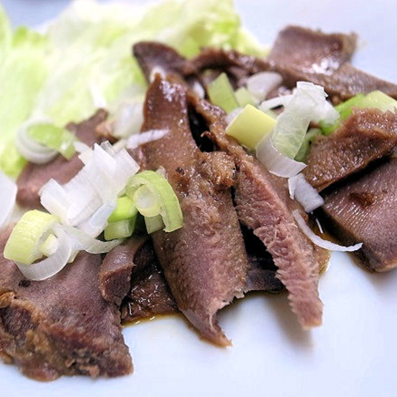 豚の舌の醤油煮(龍王)