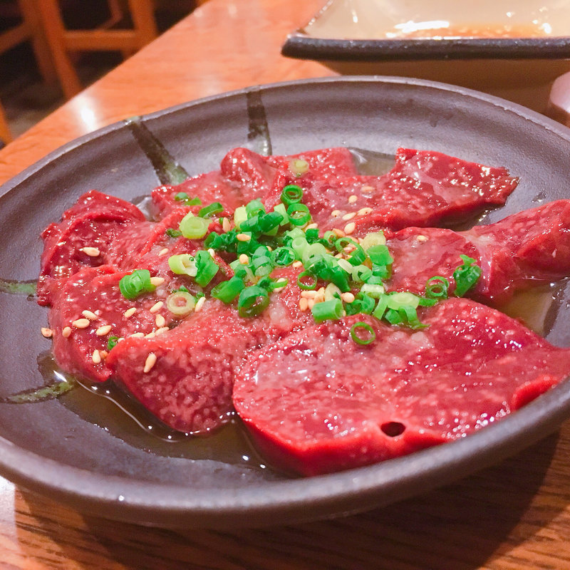 牛レバー(焼肉ホルモン酒場 おらがち)