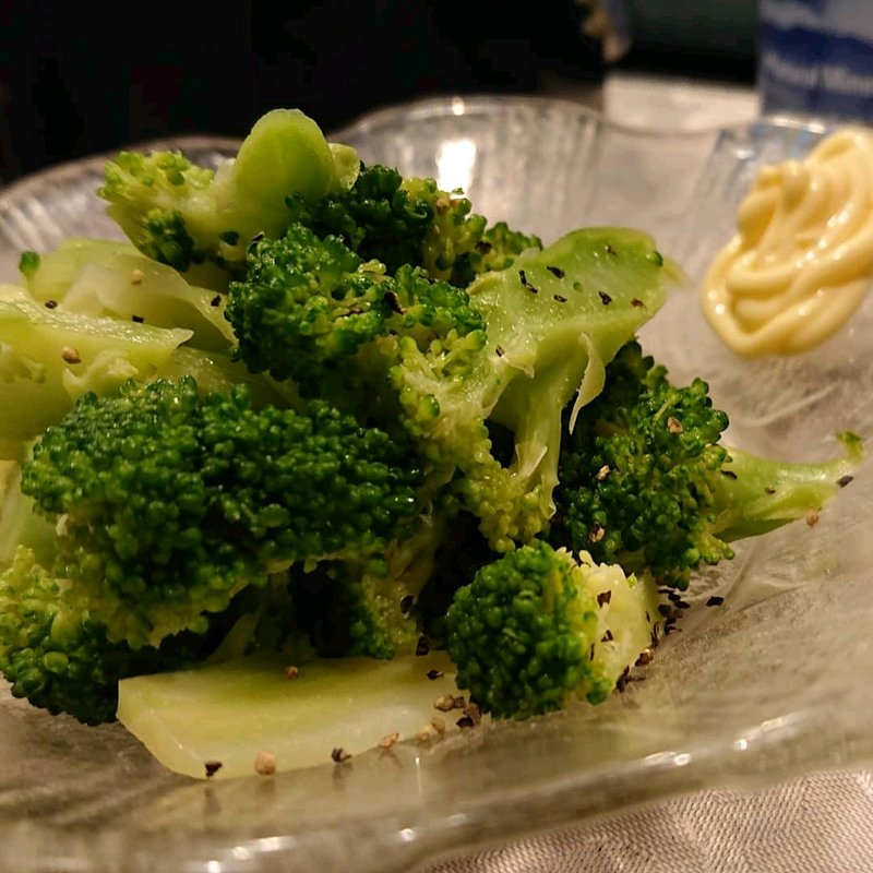 ブロッコリー(にくてん割烹 鈴(べる))