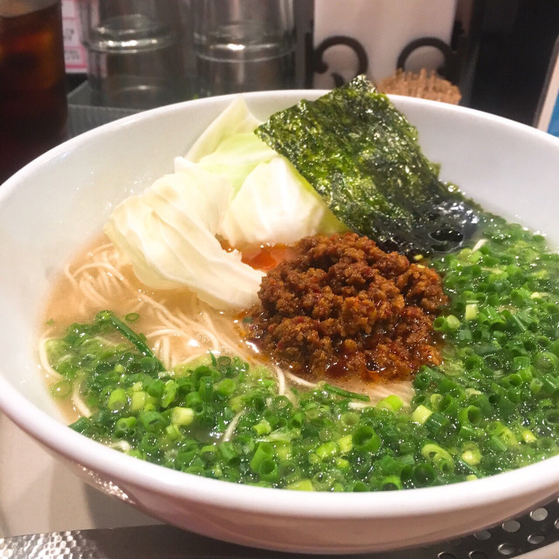 担々めん(ぶたの旨味らーめん とんくる)