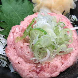 ネギトロ丼(氷見海鮮丼 粋鮨 イオンモール新小松店)