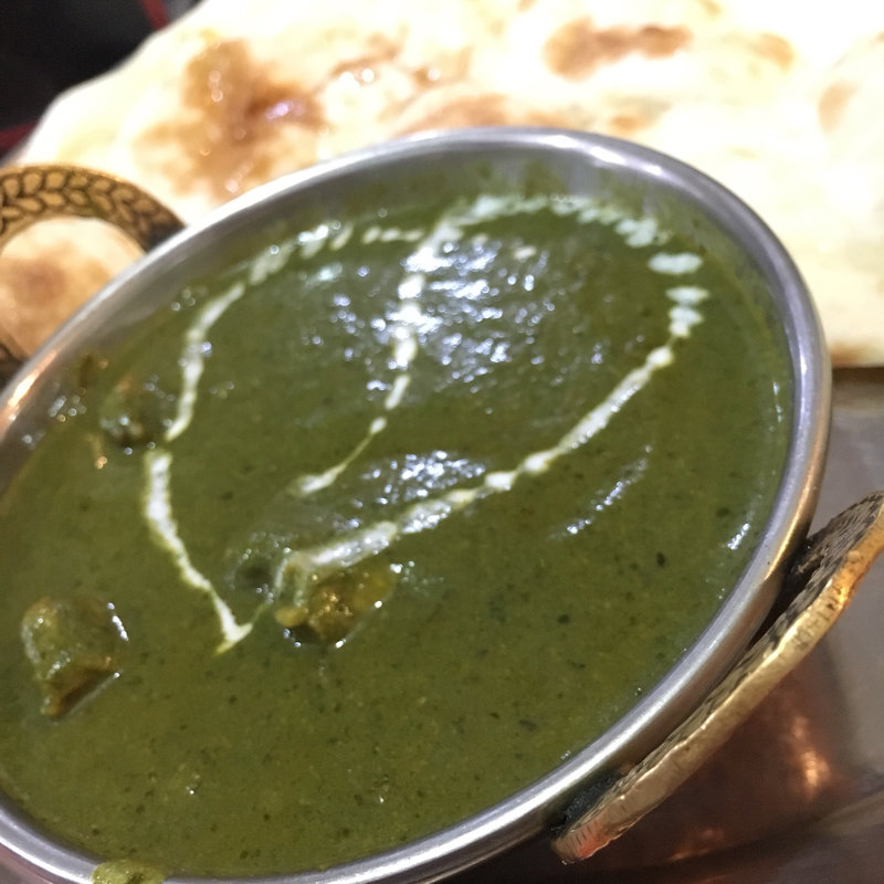 グリーンチキンカレー(インド・ネパール レストラン PUJA （インドネパールレストラン プザ）)