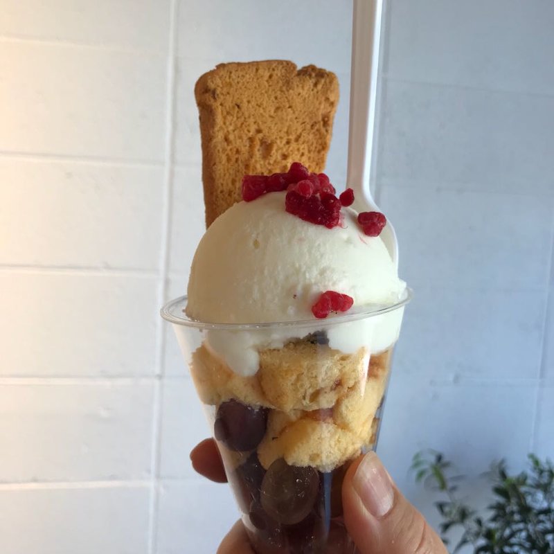 手持ちシフォンパフェ(REENO堺)